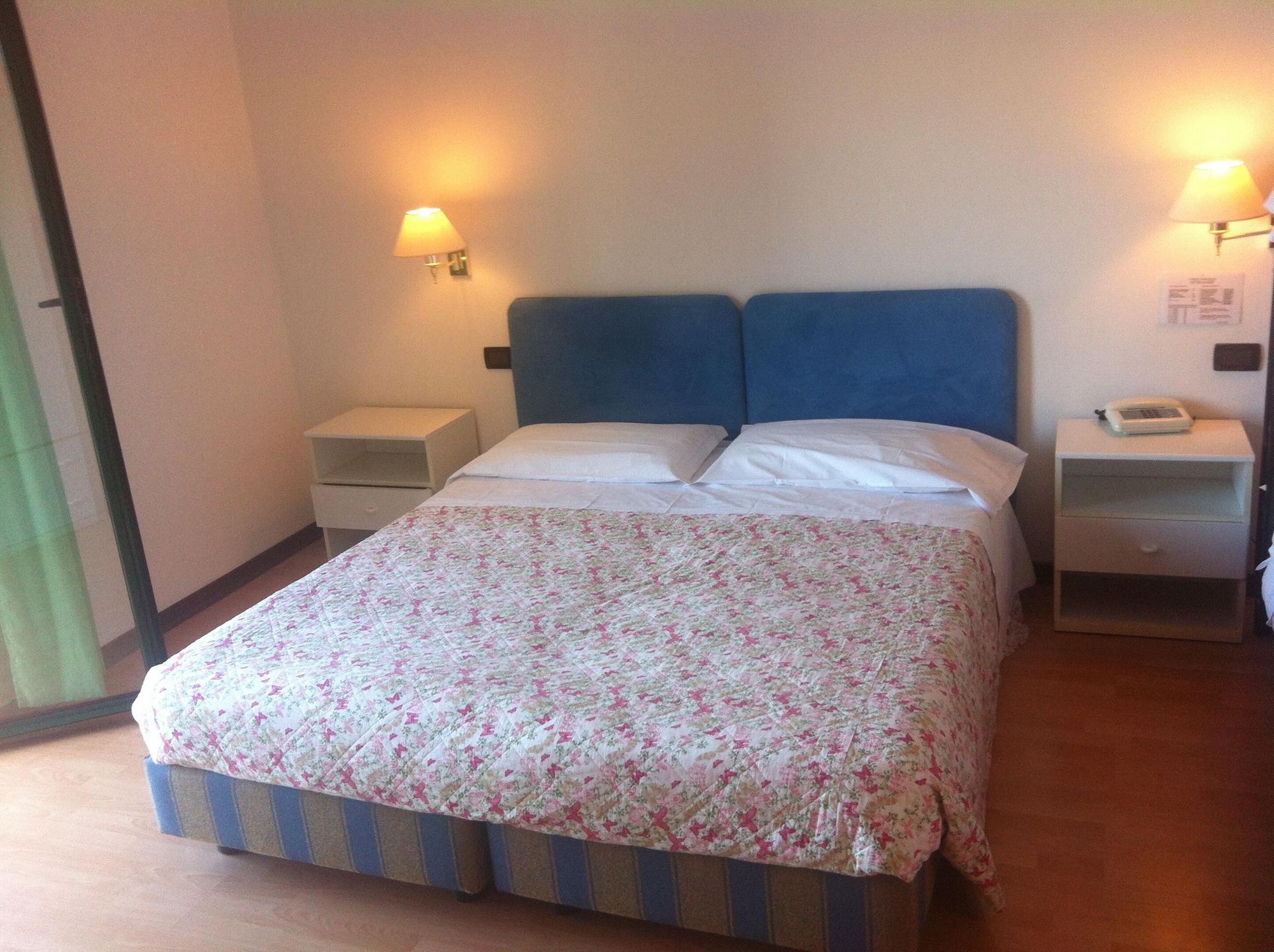 Hotel Angiolino Chianciano Terme Extérieur photo